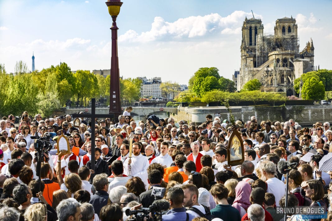 Chemin de croix de Notre-Dame du vendredi 19 avril 2019