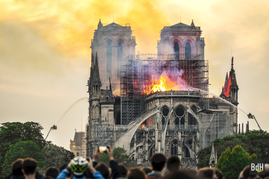 L'incendie de la Cathédrale Notre-Dame lors de travaux de restauration, le 15 Avril 2019 à 20H42. Paris, France