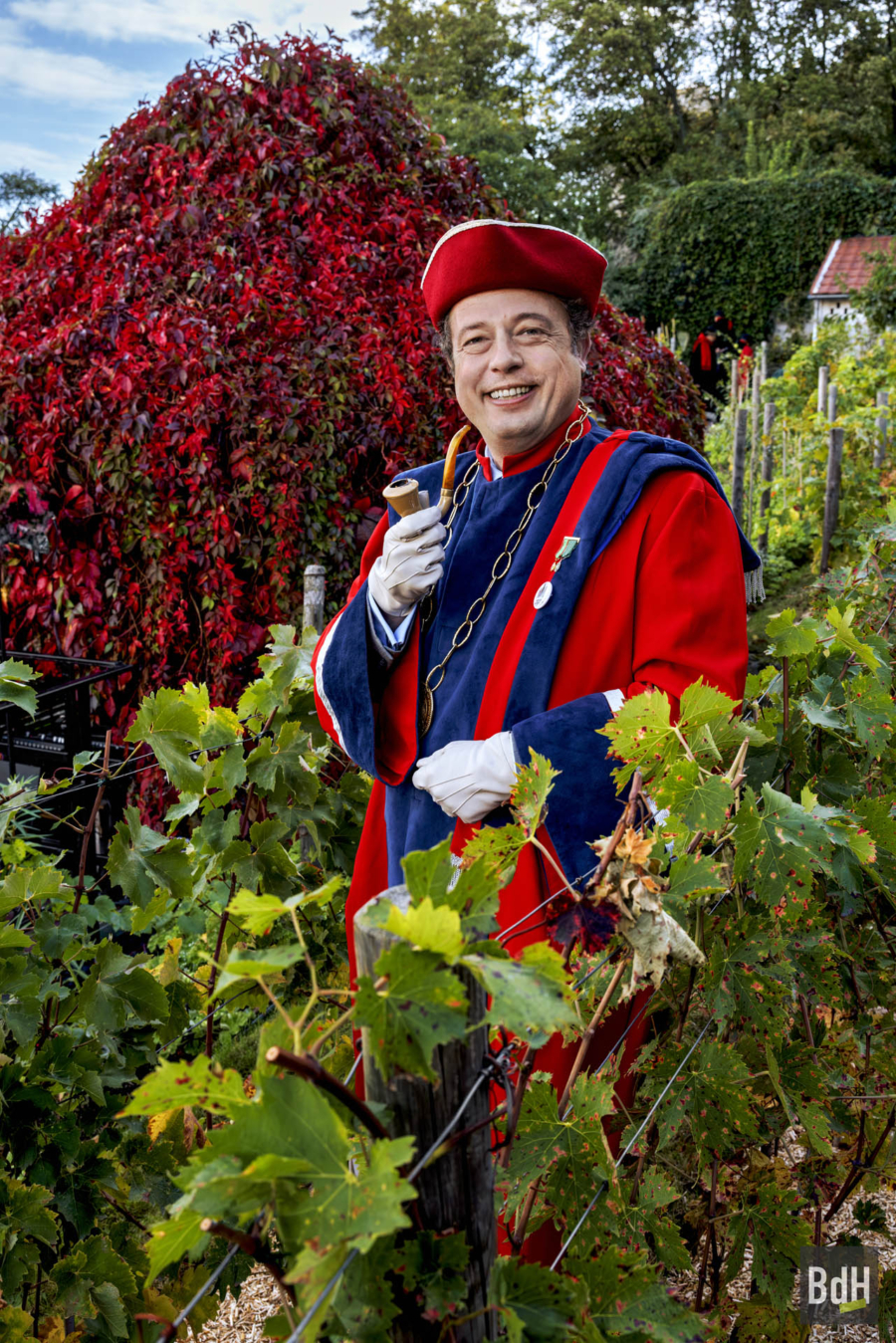90ème anniversaire de 'La Fête des Vendanges de Montmartre' le 14 Octobre 2023. Membre de la Commanderie du Clos Montmartre