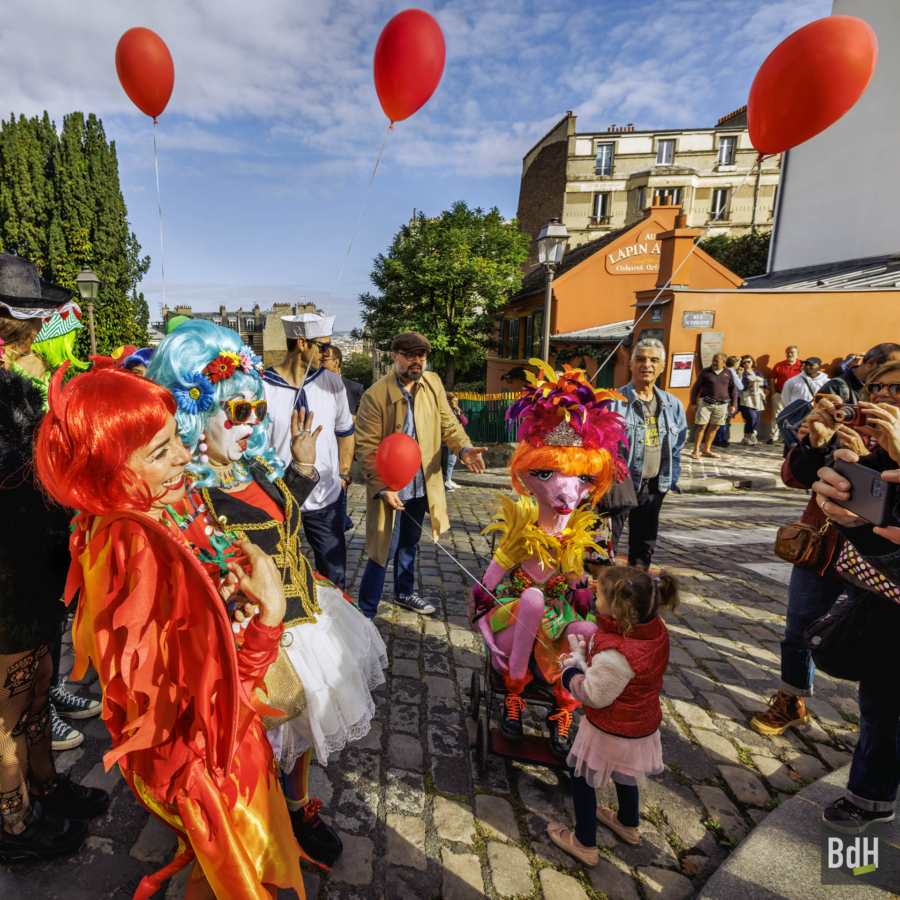 90ème anniversaire de 'La Fête des Vendanges de Montmartre' le 14 Octobre 2023. Rassemblement pour le défilé